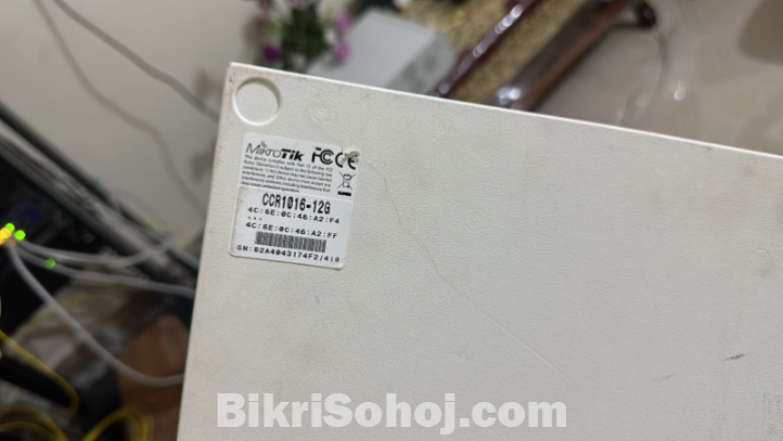 MikroTik Cloud Core Router CCR-1016-12G